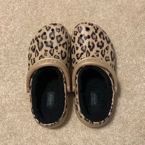 Cheetah print fuzzy crocs